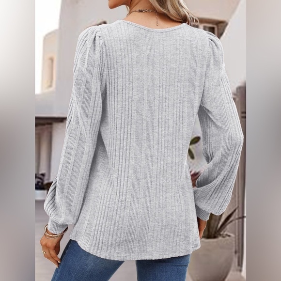 Chic Square Neck Long Sleeve Top - Picture 3 of 4